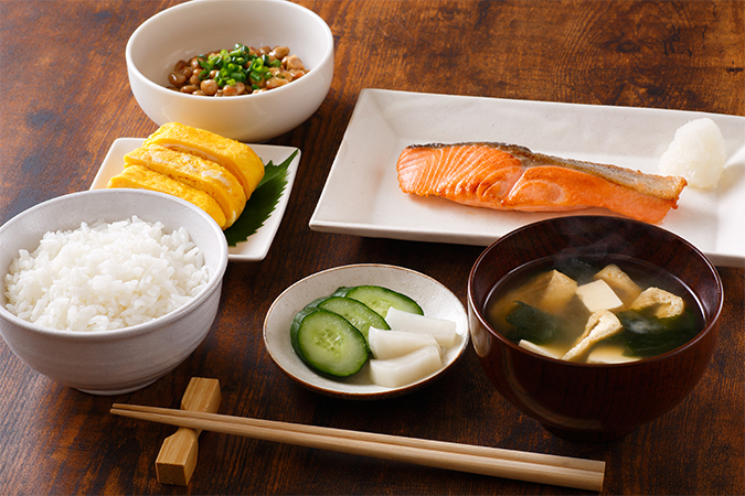 朝飯前腹が減っては戦ができぬ